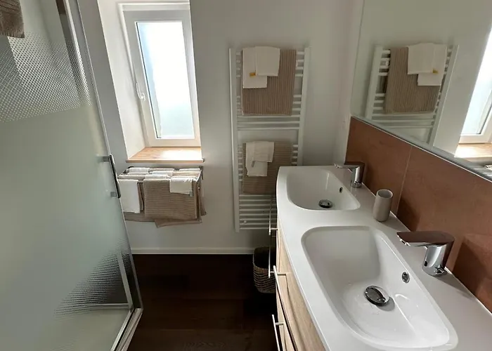 Les Marais Blancs A Prázdninový dům *