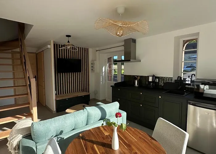 Les Marais Blancs A Prázdninový dům *